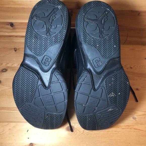 Air Jordans Max Aura 3 GS Black Basketball Shoe Michael Jordans - Picture 2 of 9